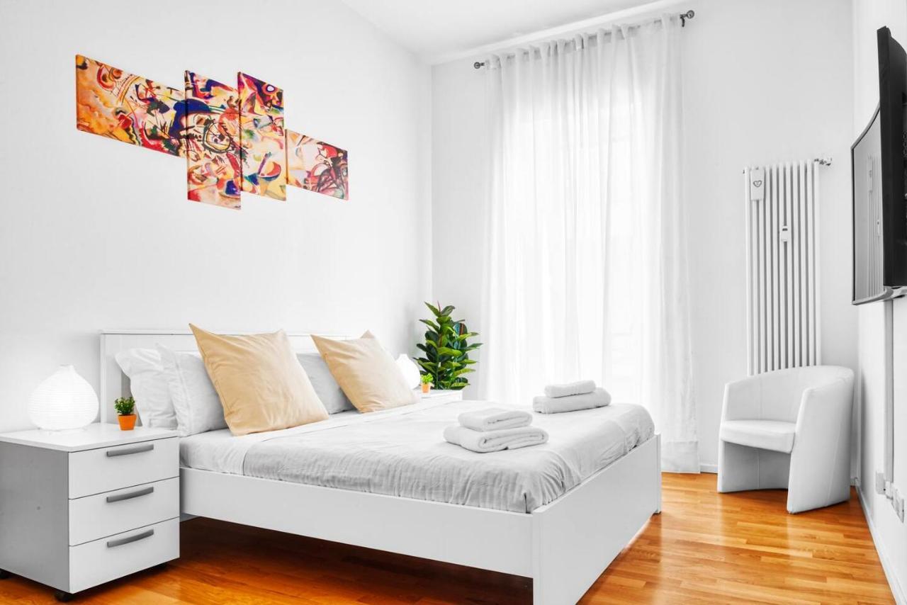 3 Bedrooms Apartment Milano Dış mekan fotoğraf