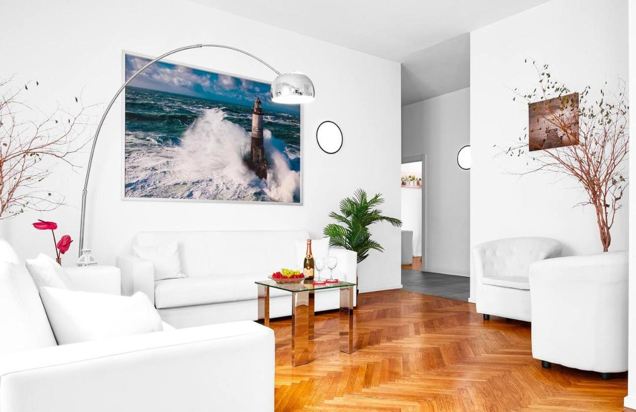 3 Bedrooms Apartment Milano Dış mekan fotoğraf